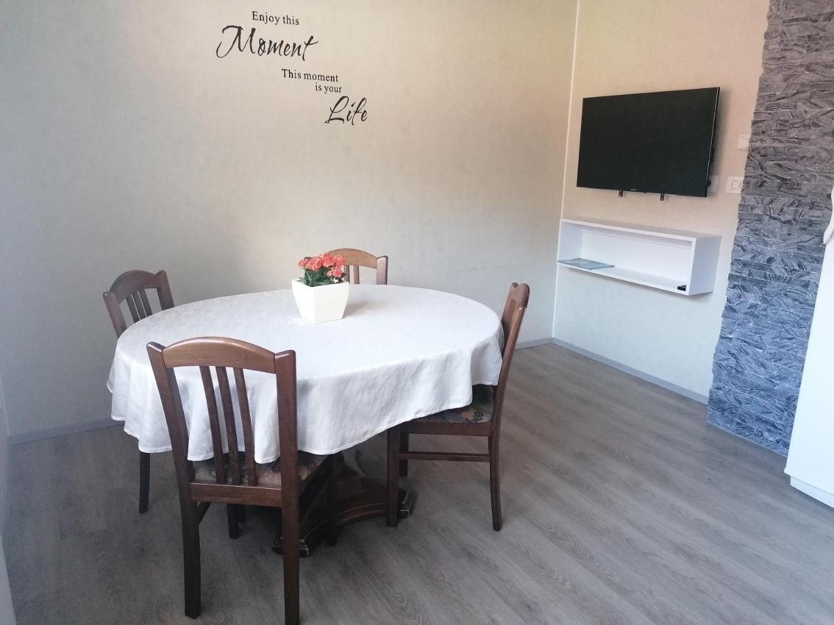 Apartmaji Valter Srpenica 외부 사진